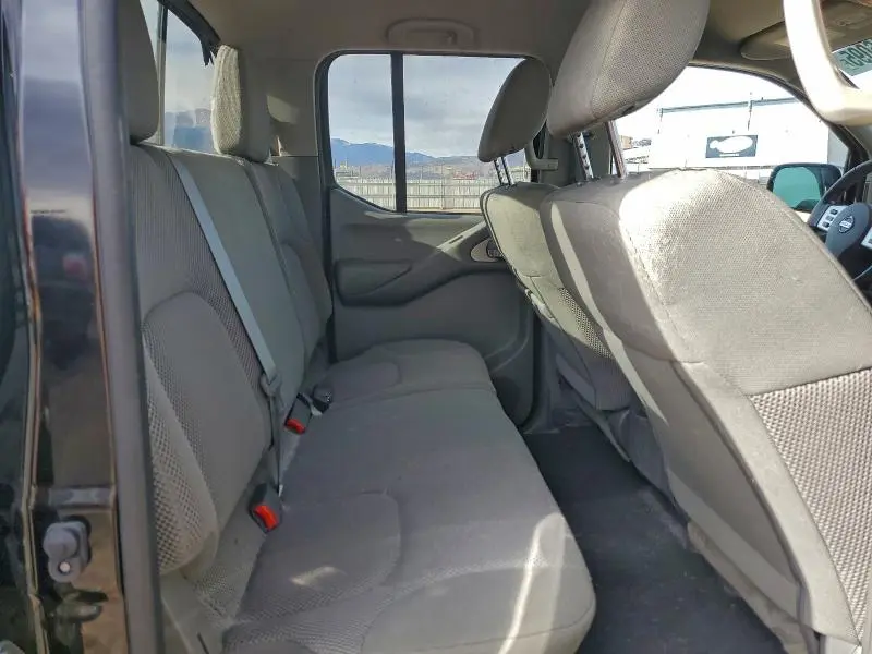 2020 NISSAN FRONTIER S  