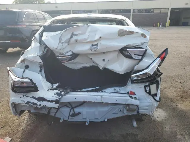 2025 NISSAN ALTIMA SV  