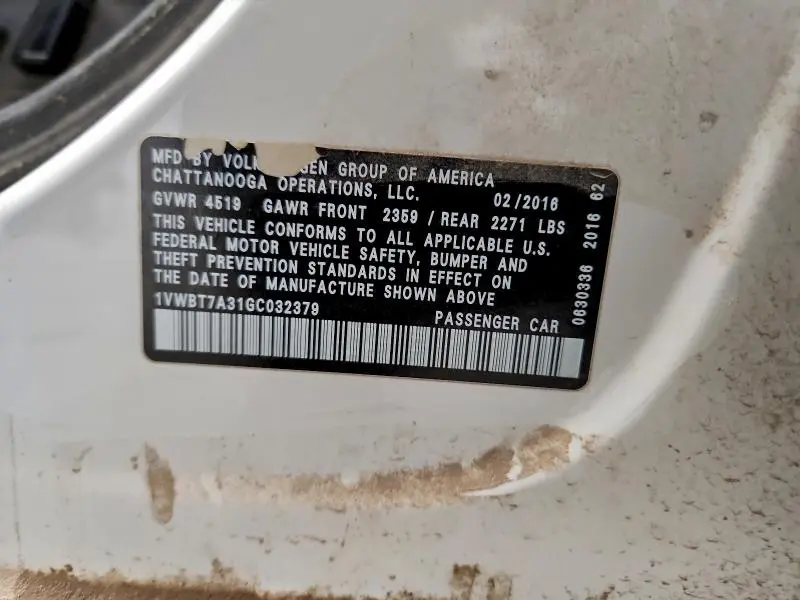 2016 VOLKSWAGEN PASSAT SE  