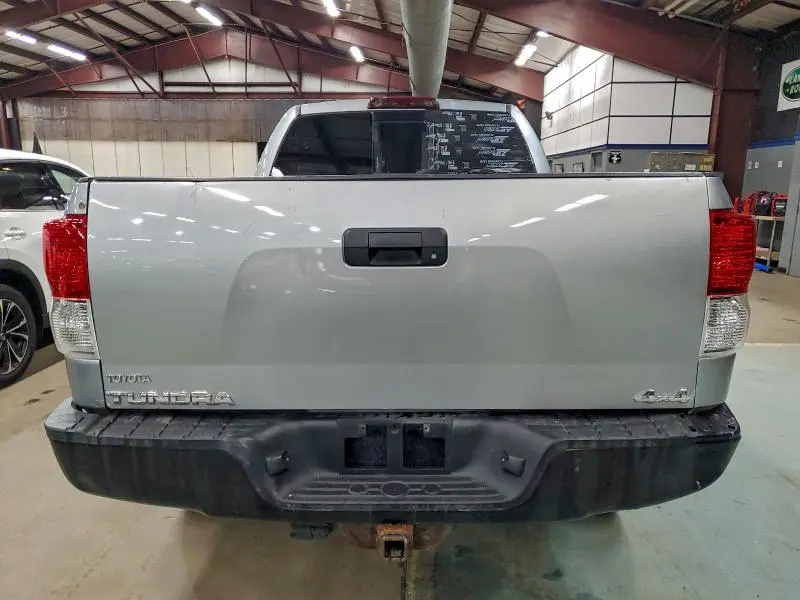 2013 TOYOTA TUNDRA DOUBLE CAB SR5  