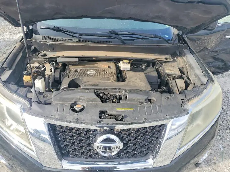 2015 NISSAN PATHFINDER SV  