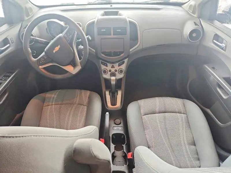 2015 CHEVROLET SONIC LT  