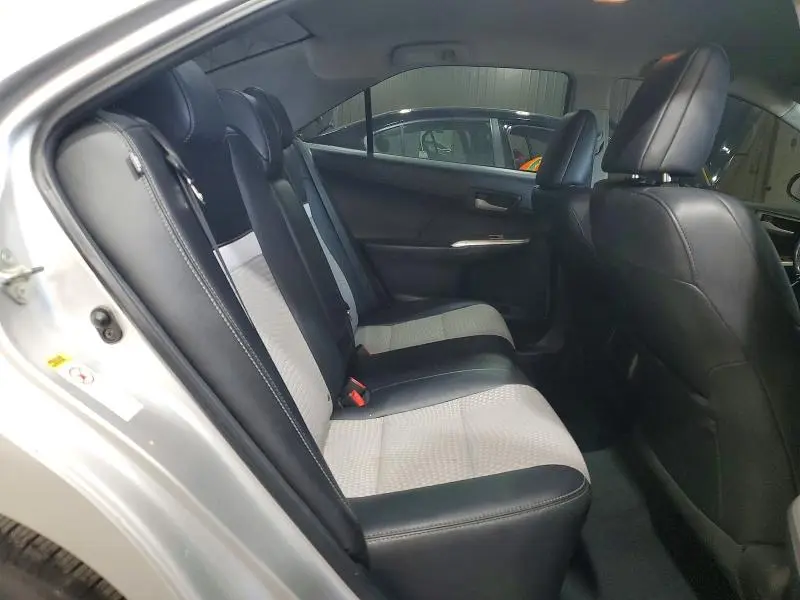 2014 TOYOTA CAMRY SE  
