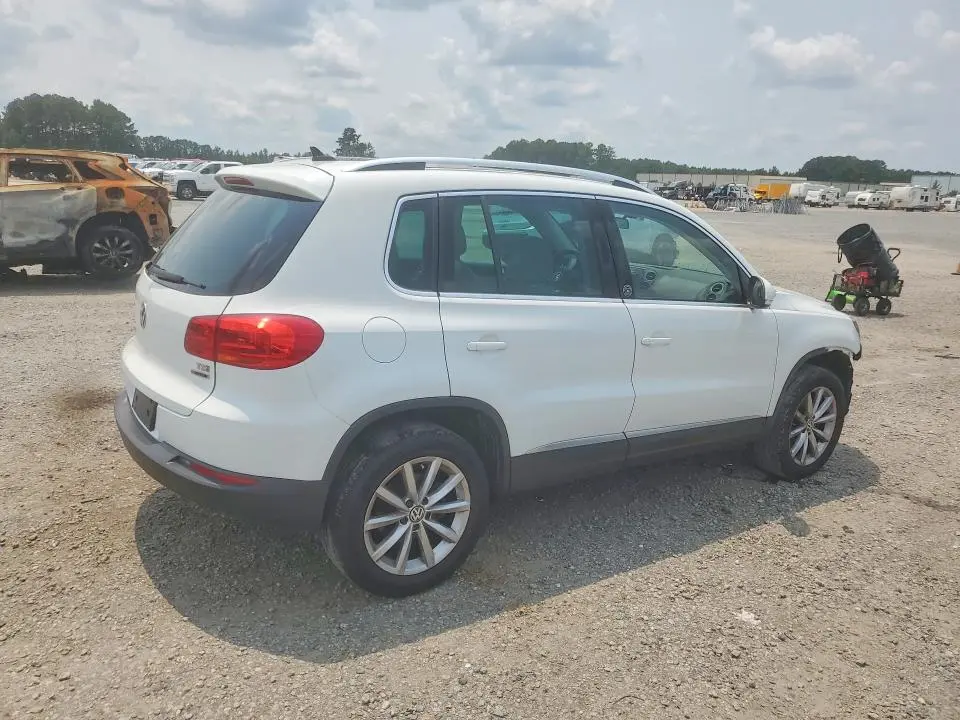 2017 VOLKSWAGEN TIGUAN WOLFSBURG  