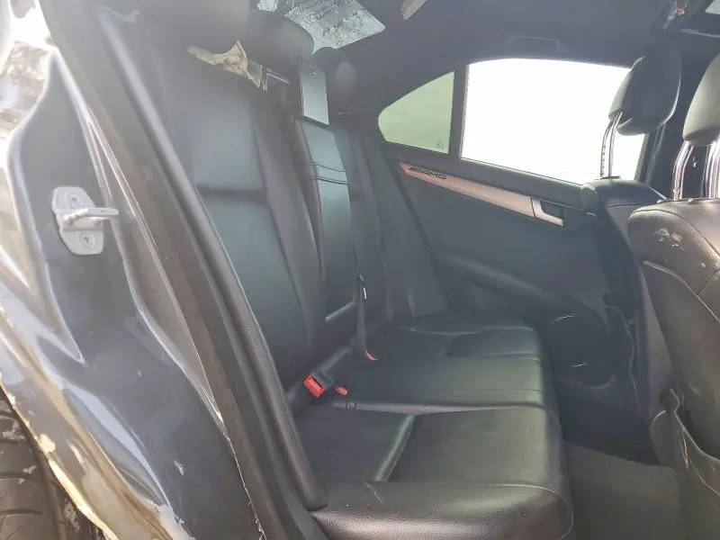 2013 MERCEDES-BENZ C 250  