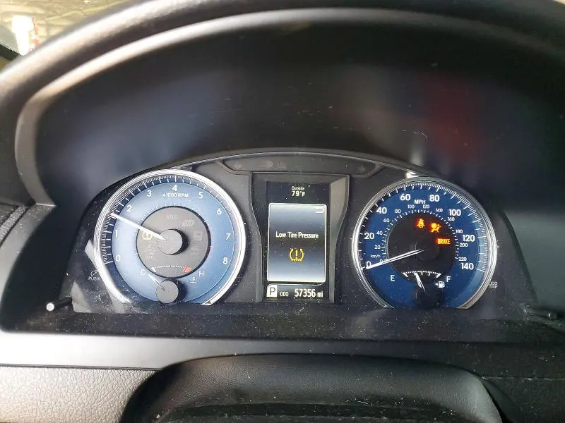 2017 TOYOTA CAMRY LE  