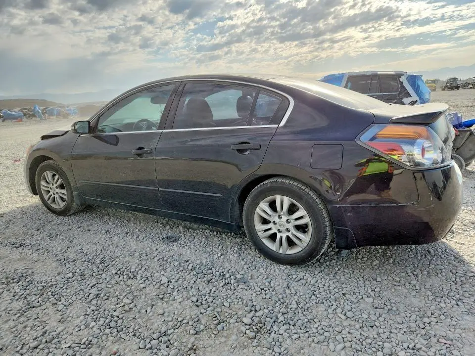 2010 NISSAN ALTIMA BASE  