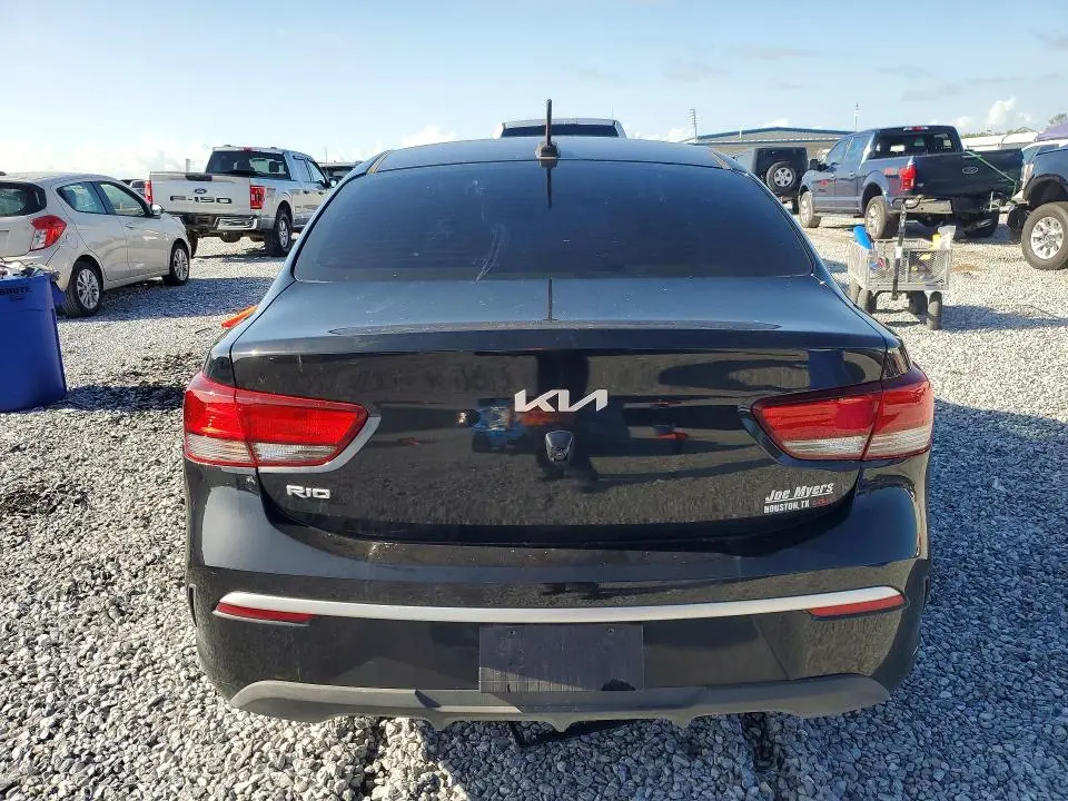 2023 KIA RIO LX  