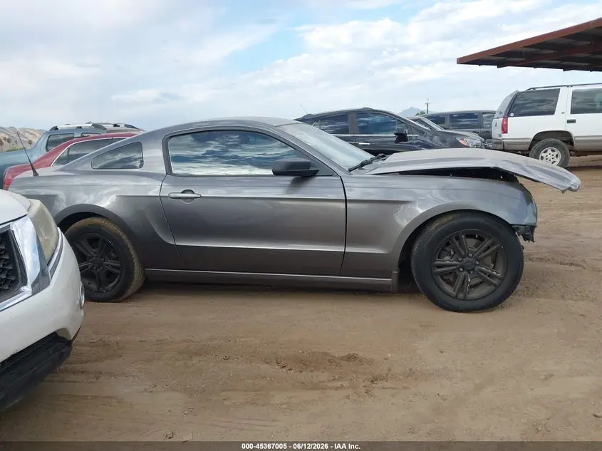 2014 FORD MUSTANG V6