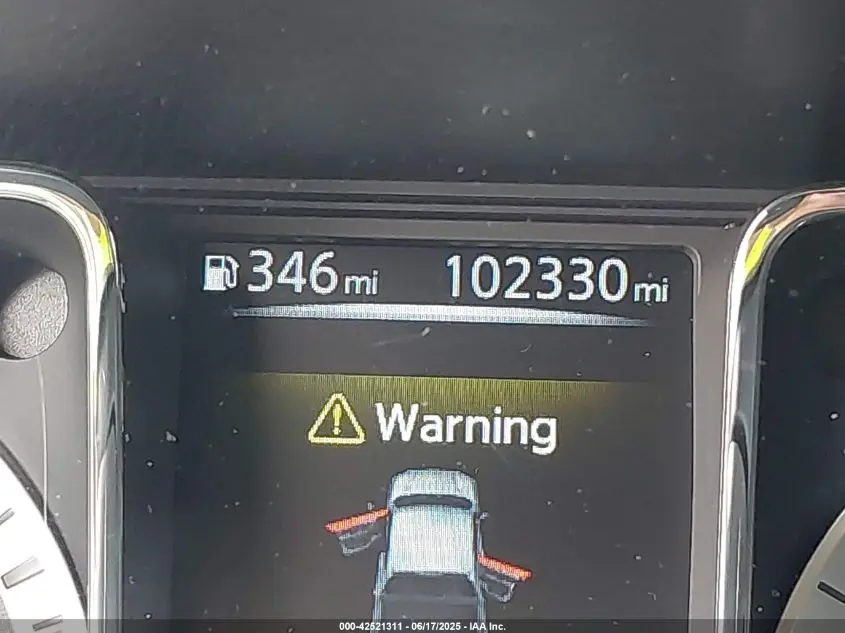 2017 NISSAN TITAN SV