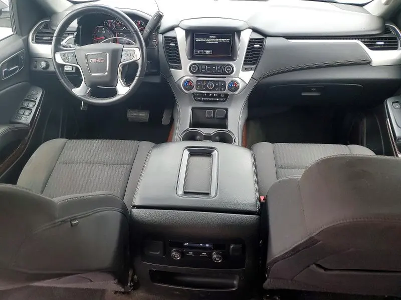 2016 GMC YUKON SLE  