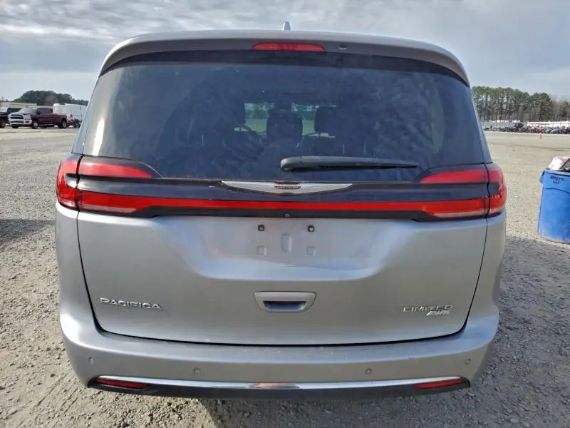 2021 CHRYSLER PACIFICA LIMITED  