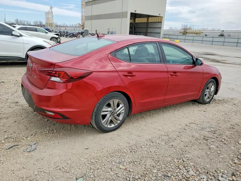 2019 HYUNDAI ELANTRA SEL  