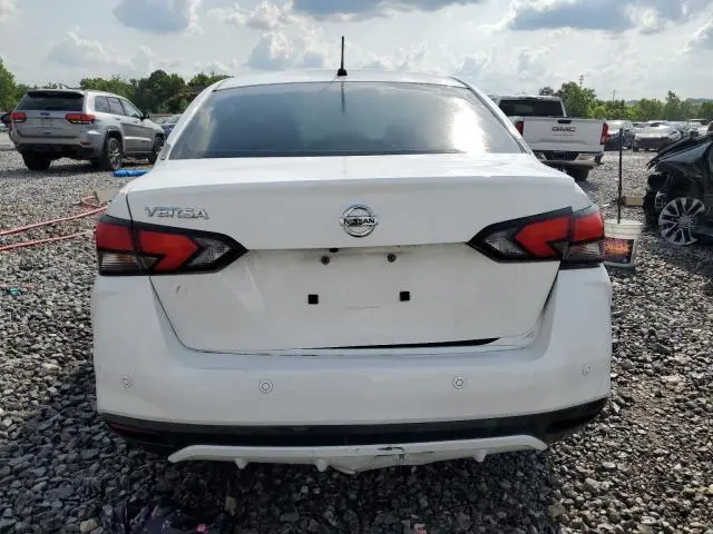 2021 NISSAN VERSA S  