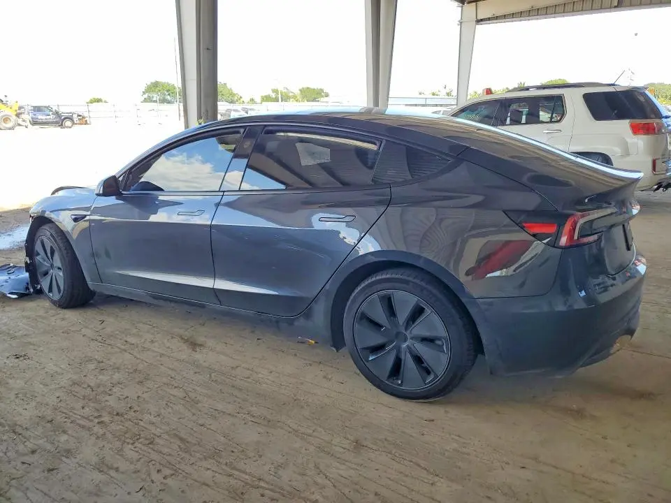 2025 TESLA MODEL 3   