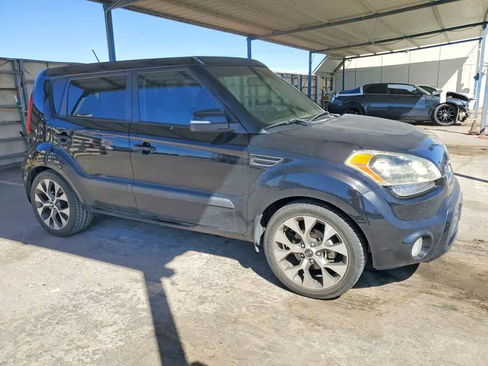 2013 KIA SOUL !  
