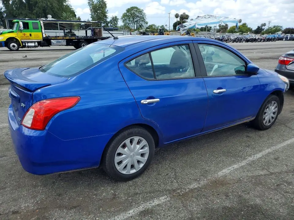 2015 NISSAN VERSA 1.6 SV  