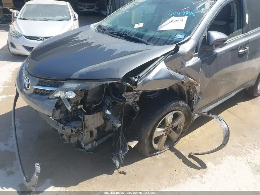 2015 TOYOTA RAV4 XLE