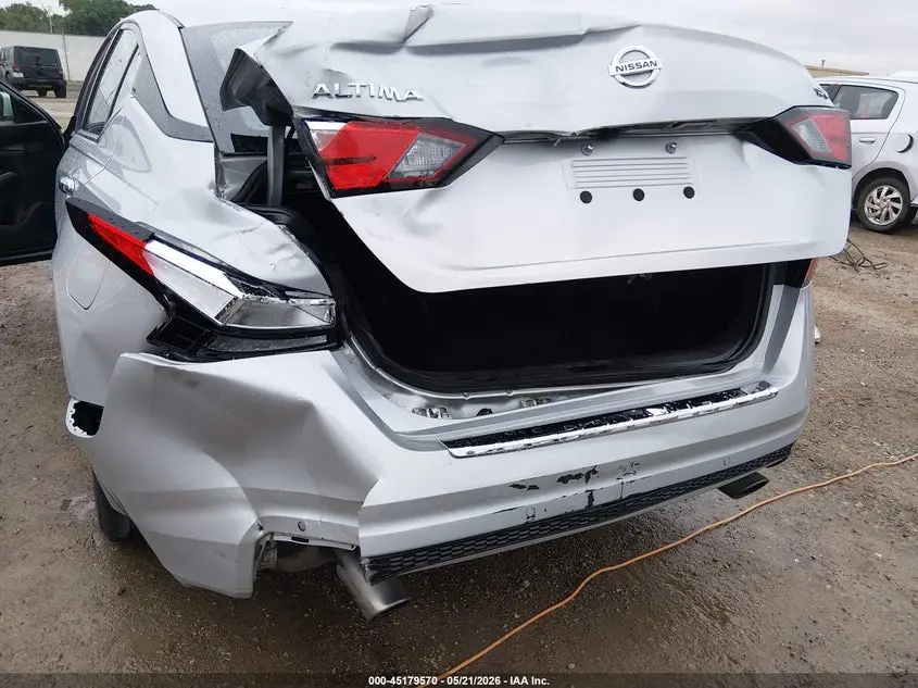 2021 NISSAN ALTIMA SV FWD