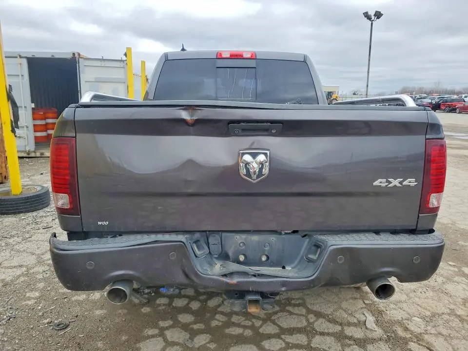 2015 RAM 1500 SPORT  