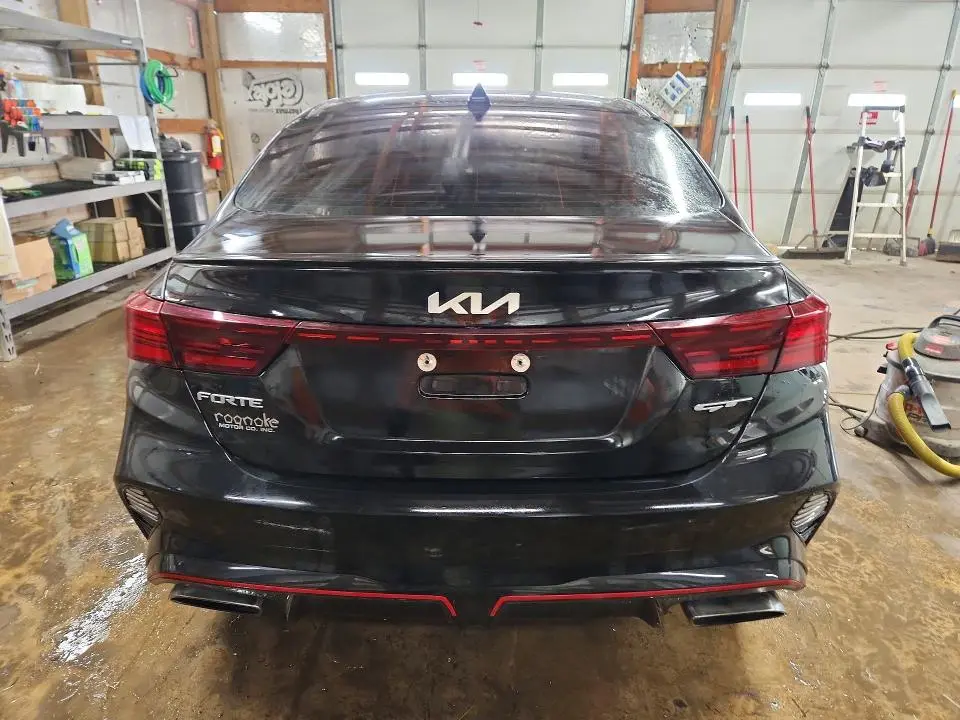 2022 KIA FORTE GT  
