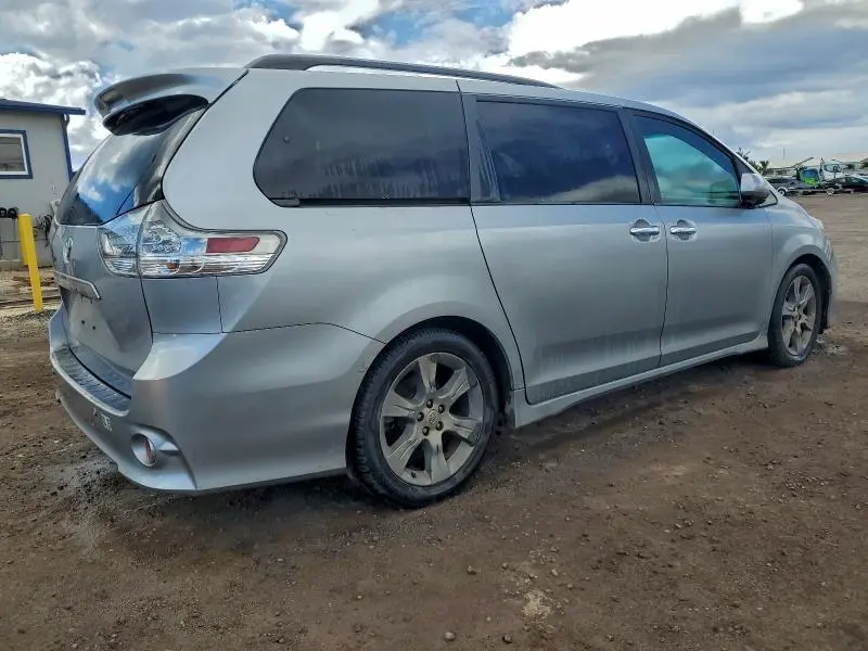 2014 TOYOTA SIENNA SPORT  