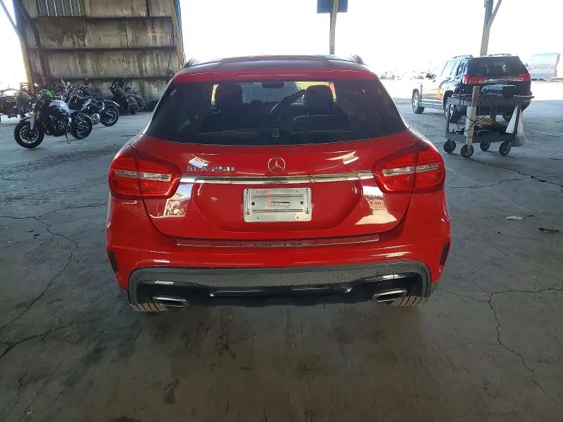 2016 MERCEDES-BENZ GLA 250  