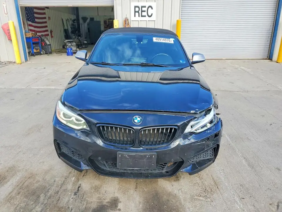 2016 BMW M235XI   