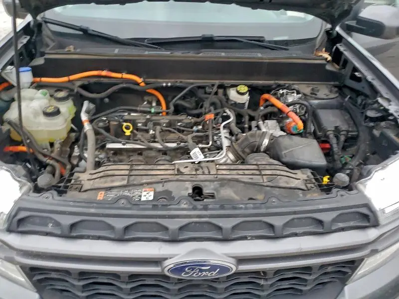 2022 FORD MAVERICK XL  