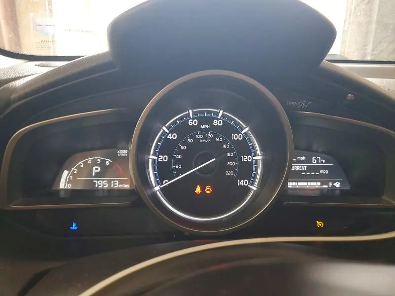 2019 TOYOTA YARIS L  