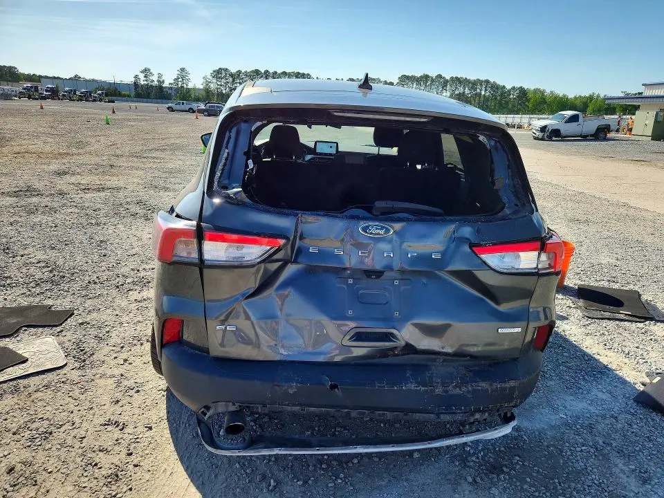2020 FORD ESCAPE SE  