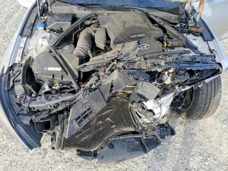 2016 HYUNDAI GENESIS 3.8L  