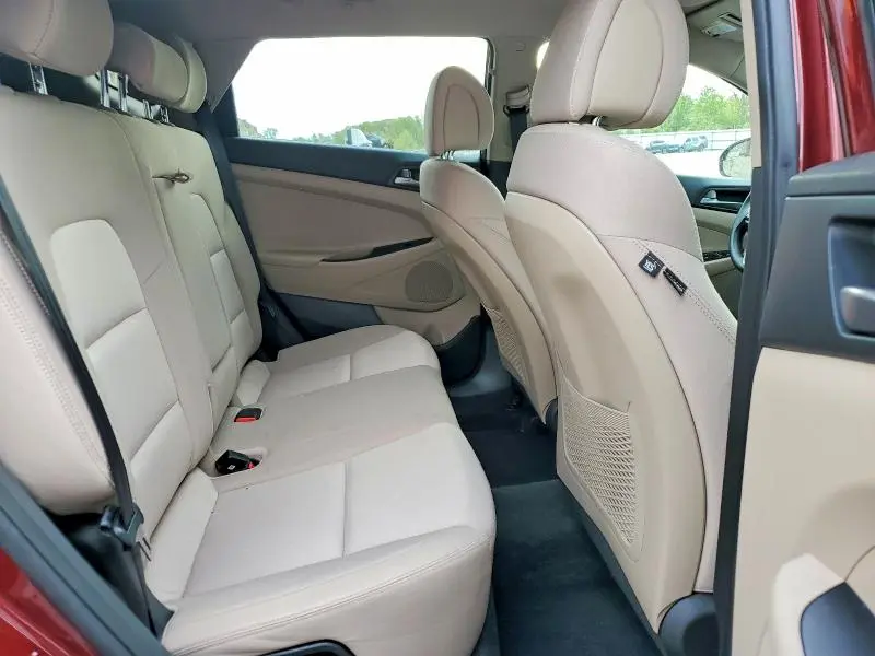 2018 HYUNDAI TUSCON   