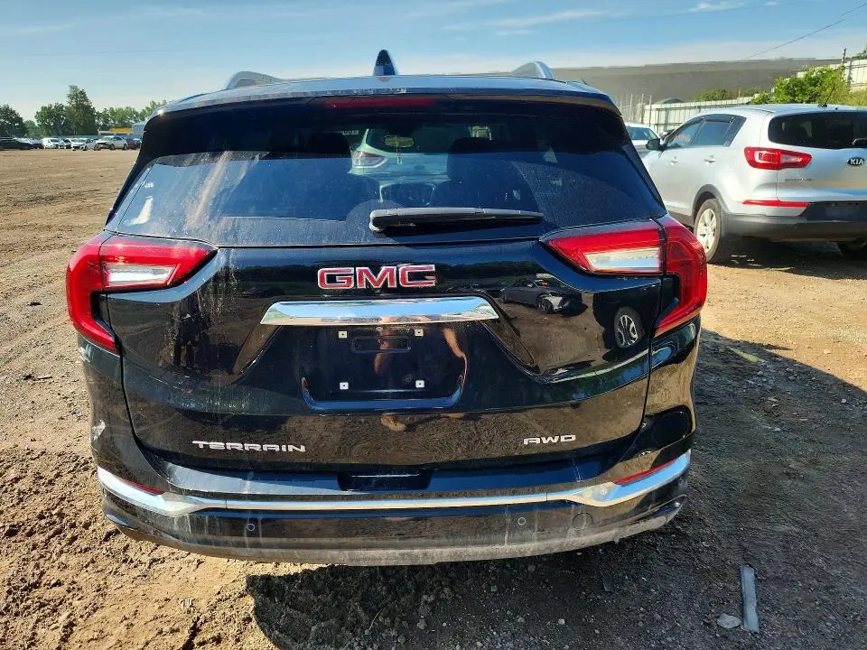 2023 GMC TERRAIN DENALI  