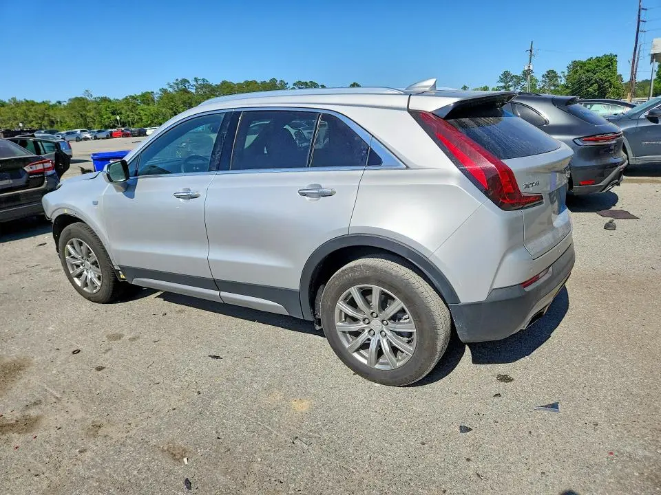2022 CADILLAC XT4 PREMIUM LUXURY  