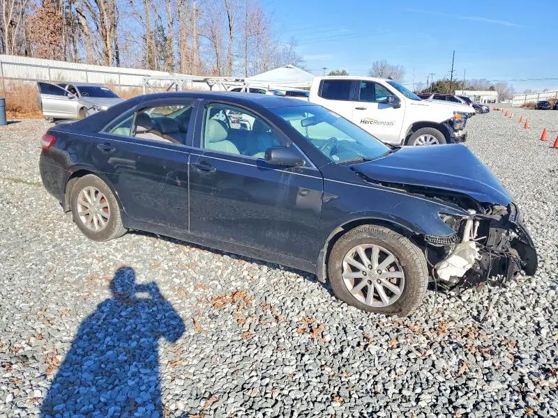2011 TOYOTA CAMRY BASE  