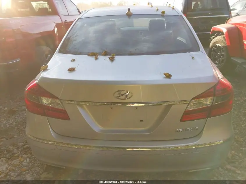 2013 HYUNDAI GENESIS 3.8