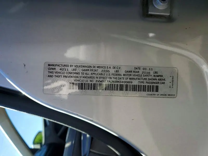 2011 VOLKSWAGEN JETTA SE  