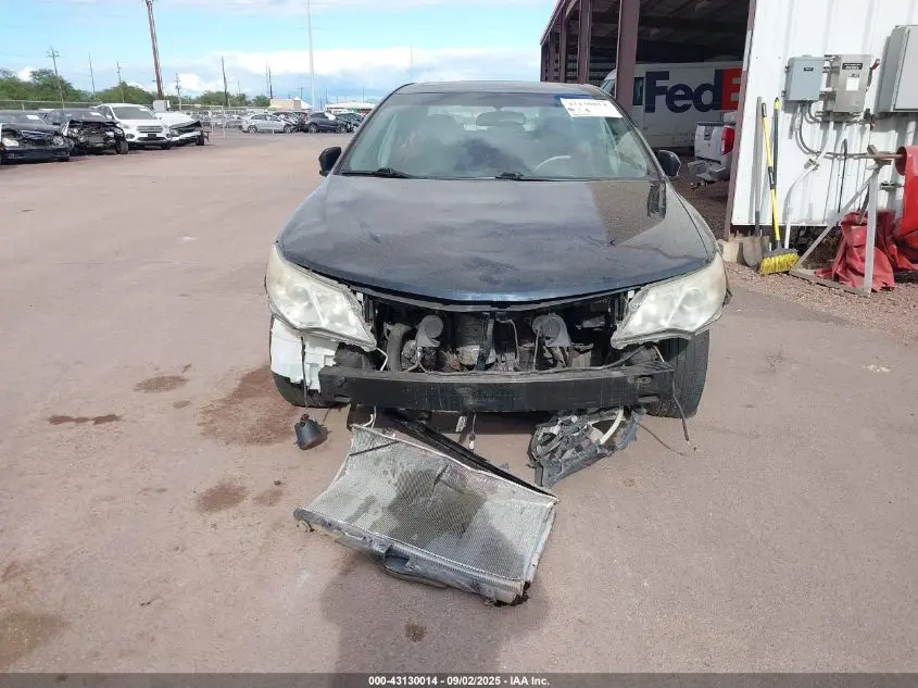 2012 TOYOTA CAMRY XLE