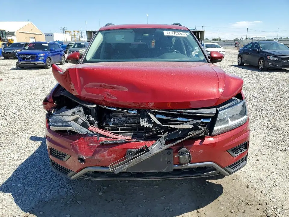 2021 VOLKSWAGEN TIGUAN SE  