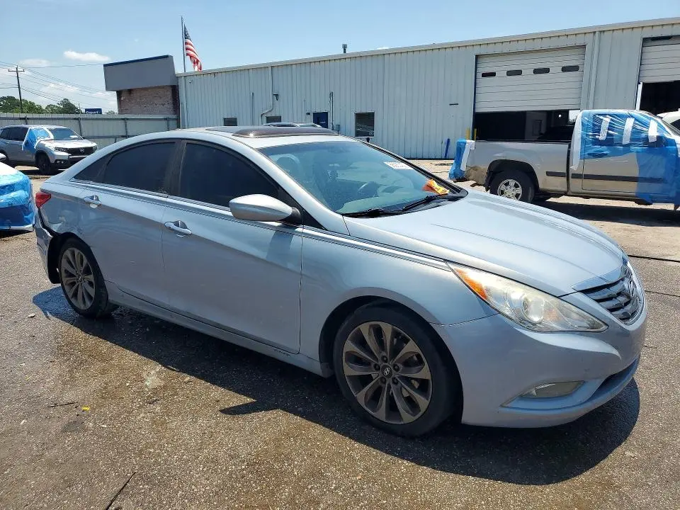 2013 HYUNDAI SONATA SE  