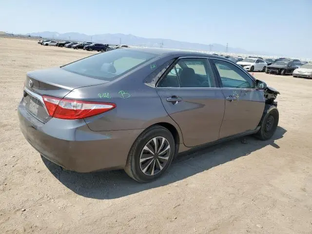 2016 TOYOTA CAMRY LE  