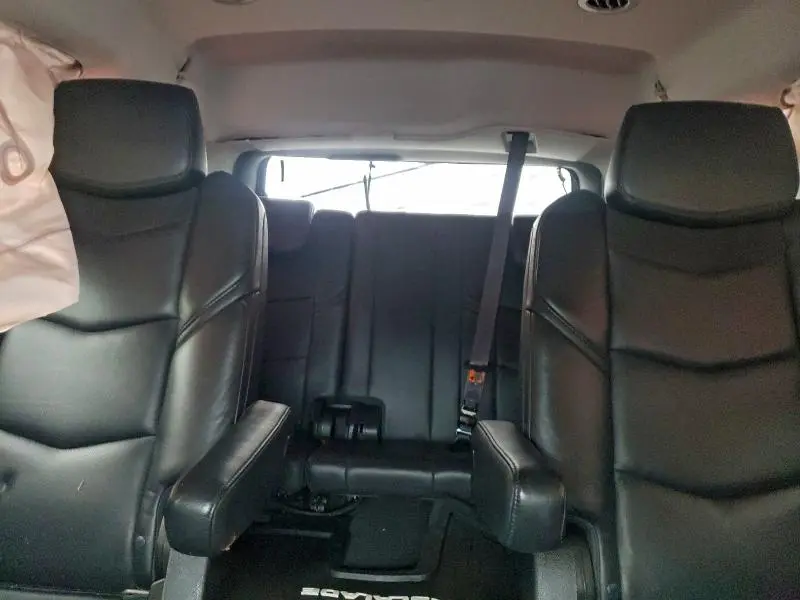 2017 CADILLAC ESCALADE LUXURY  