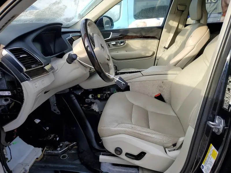 2016 VOLVO XC90 T6 AWD T6 MOMENTUM