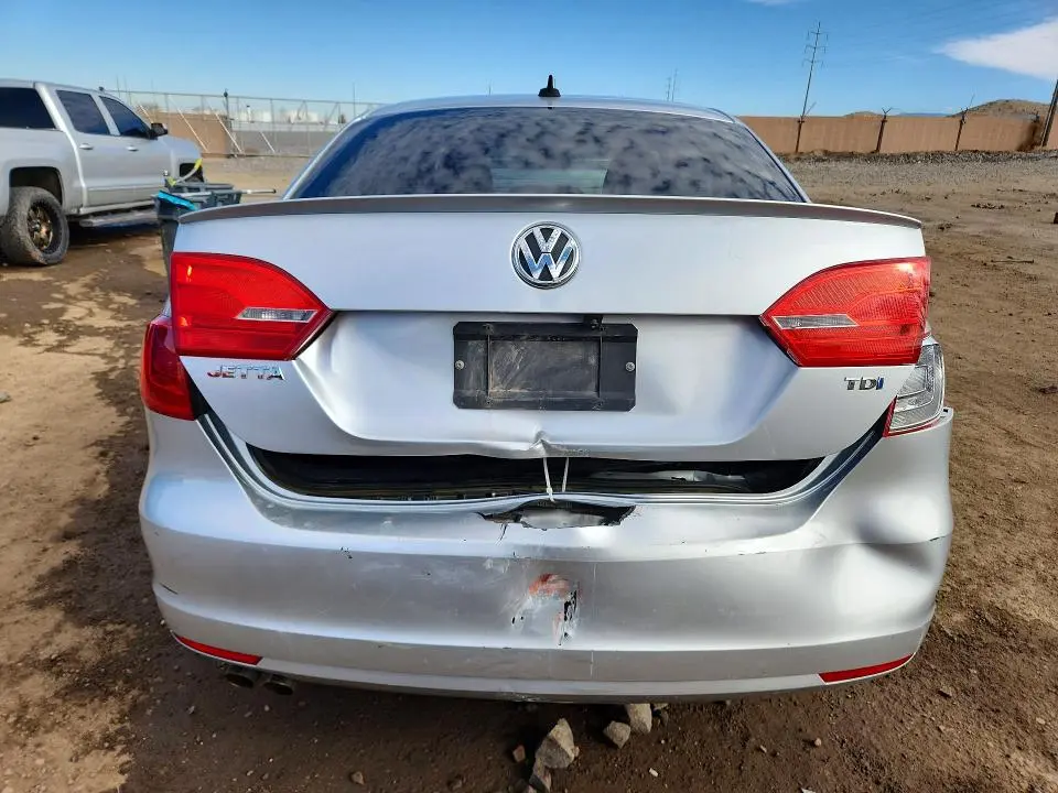 2012 VOLKSWAGEN JETTA TDI  