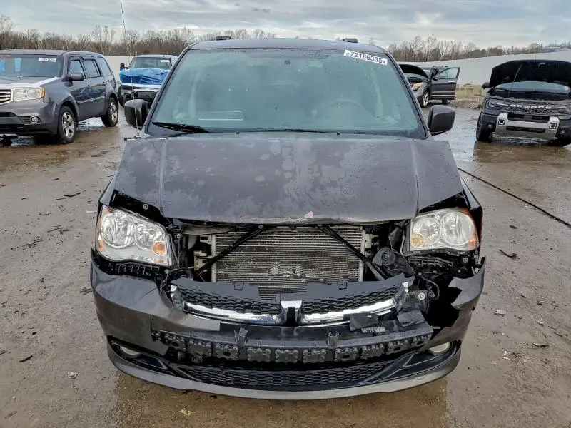 2016 DODGE GRAND CARAVAN SXT  