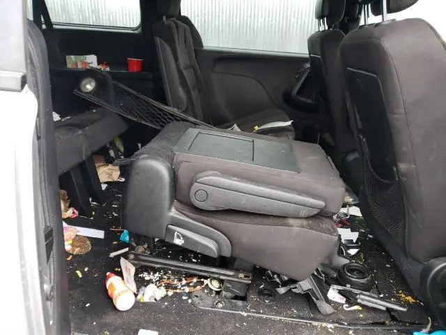 2018 DODGE GRAND CARAVAN SE  