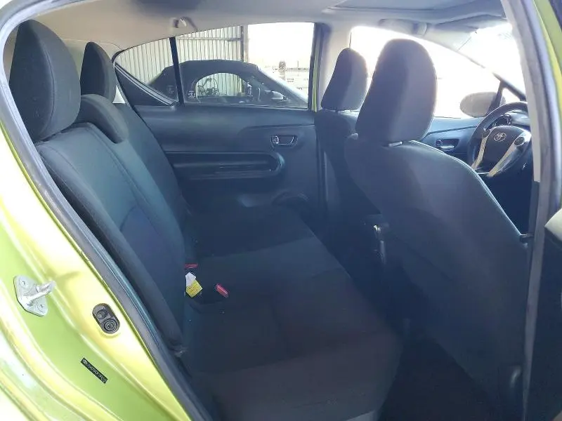 2015 TOYOTA PRIUS C THREE  