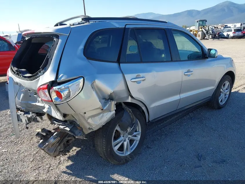 2011 HYUNDAI SANTA FE SE