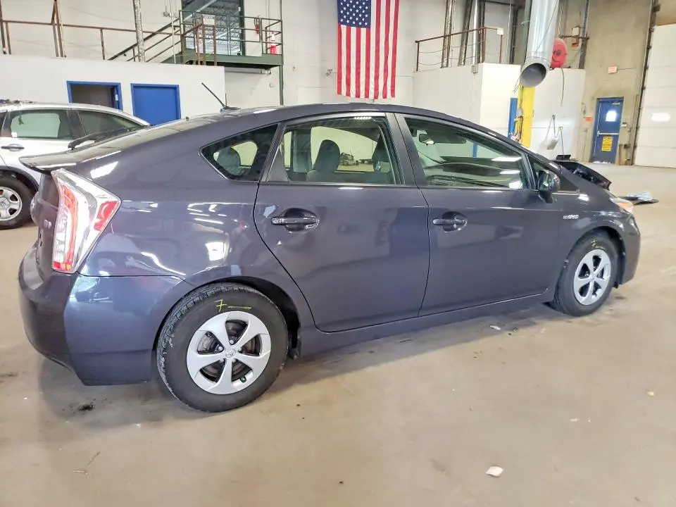 2012 TOYOTA PRIUS THREE  